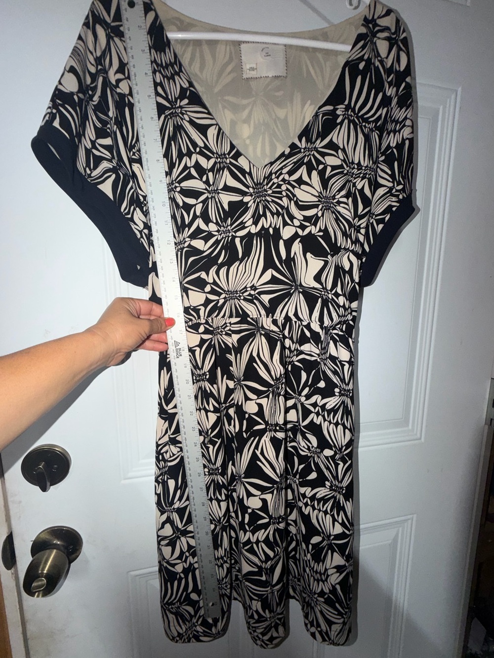Anthropologie Black and Cream Floral V-Neck Dress